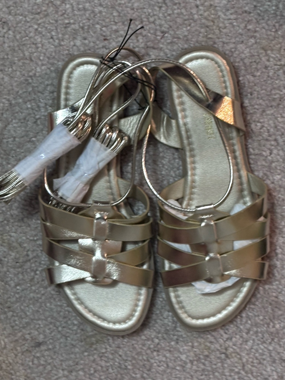 Gold Strappy Women’s Sandals NWT sz 7